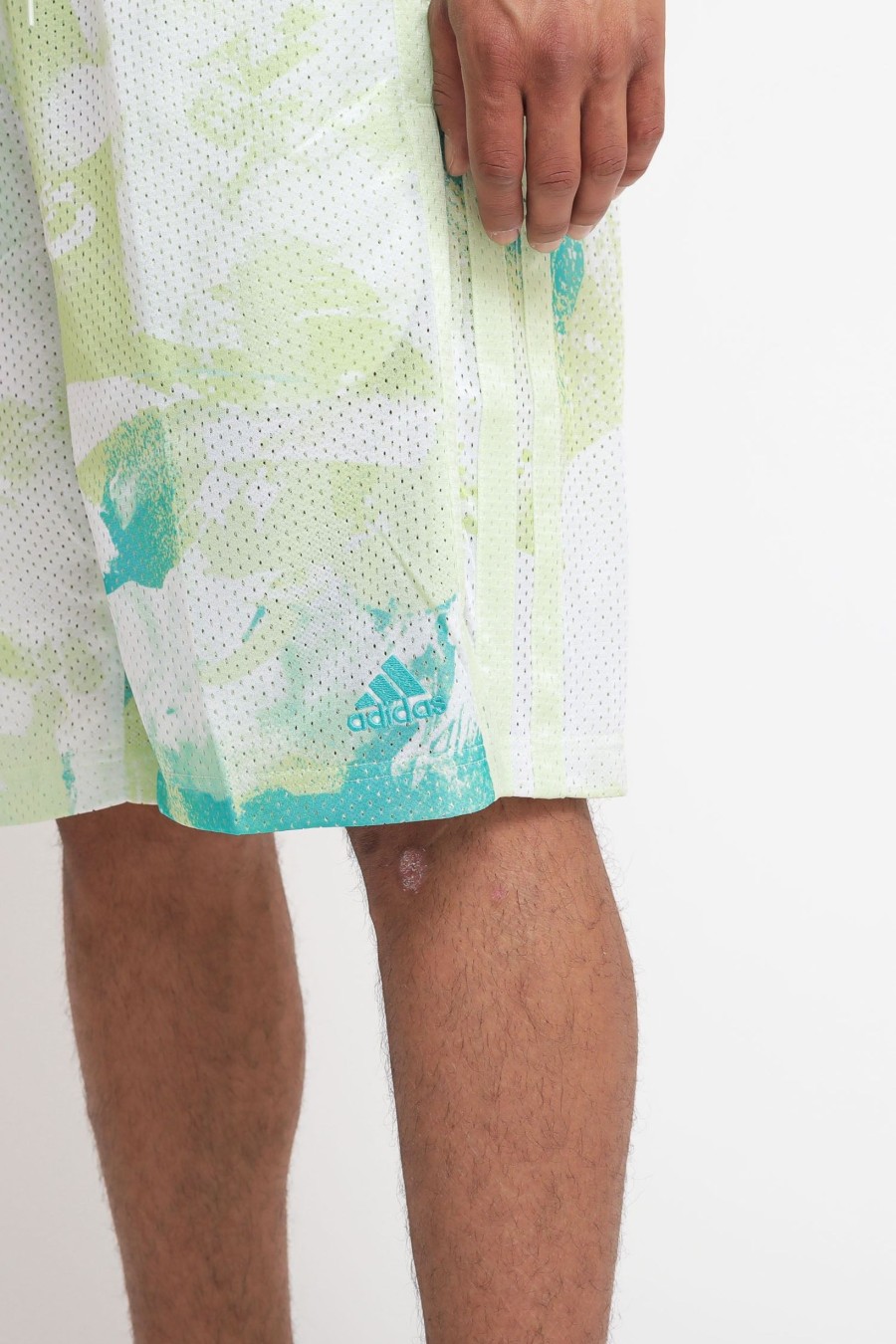 Uomo adidas Shorts | Q2 Aop Short - White/Almlim